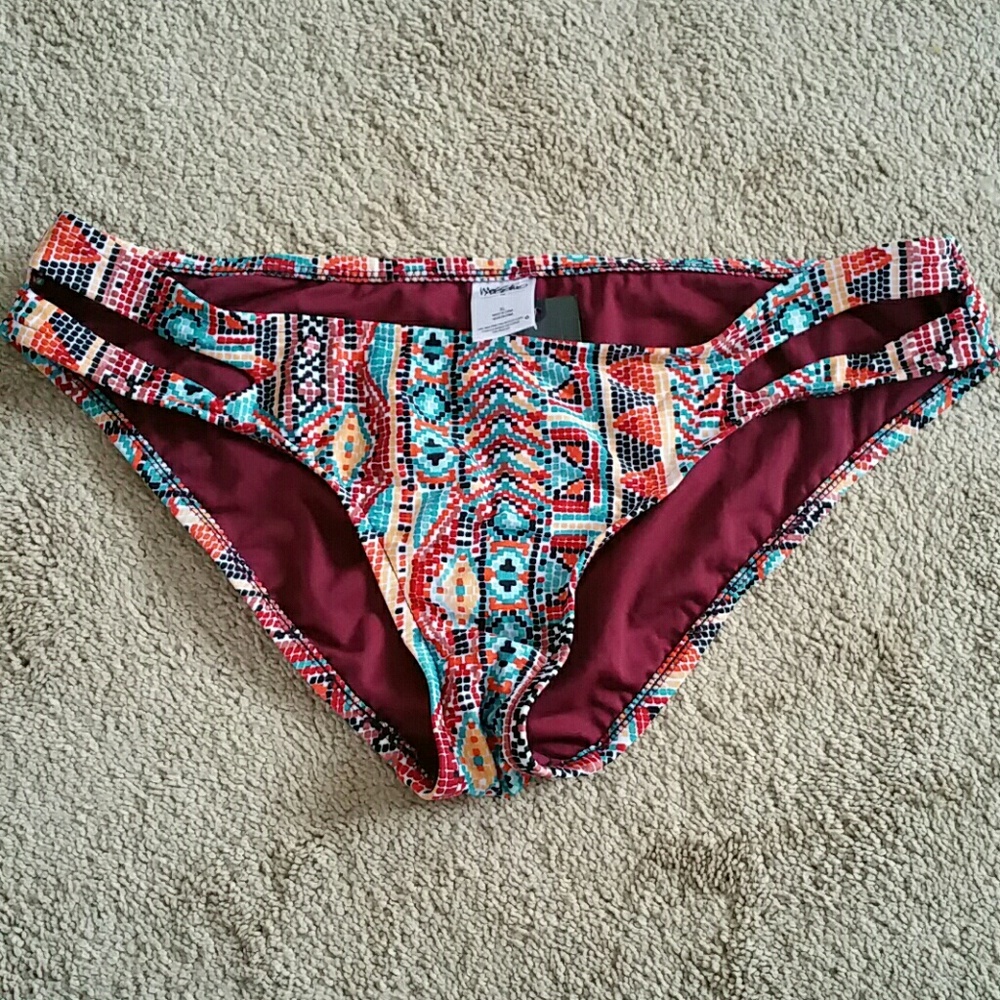 🌟NWT🌟 Fun patterned bikini bottoms
